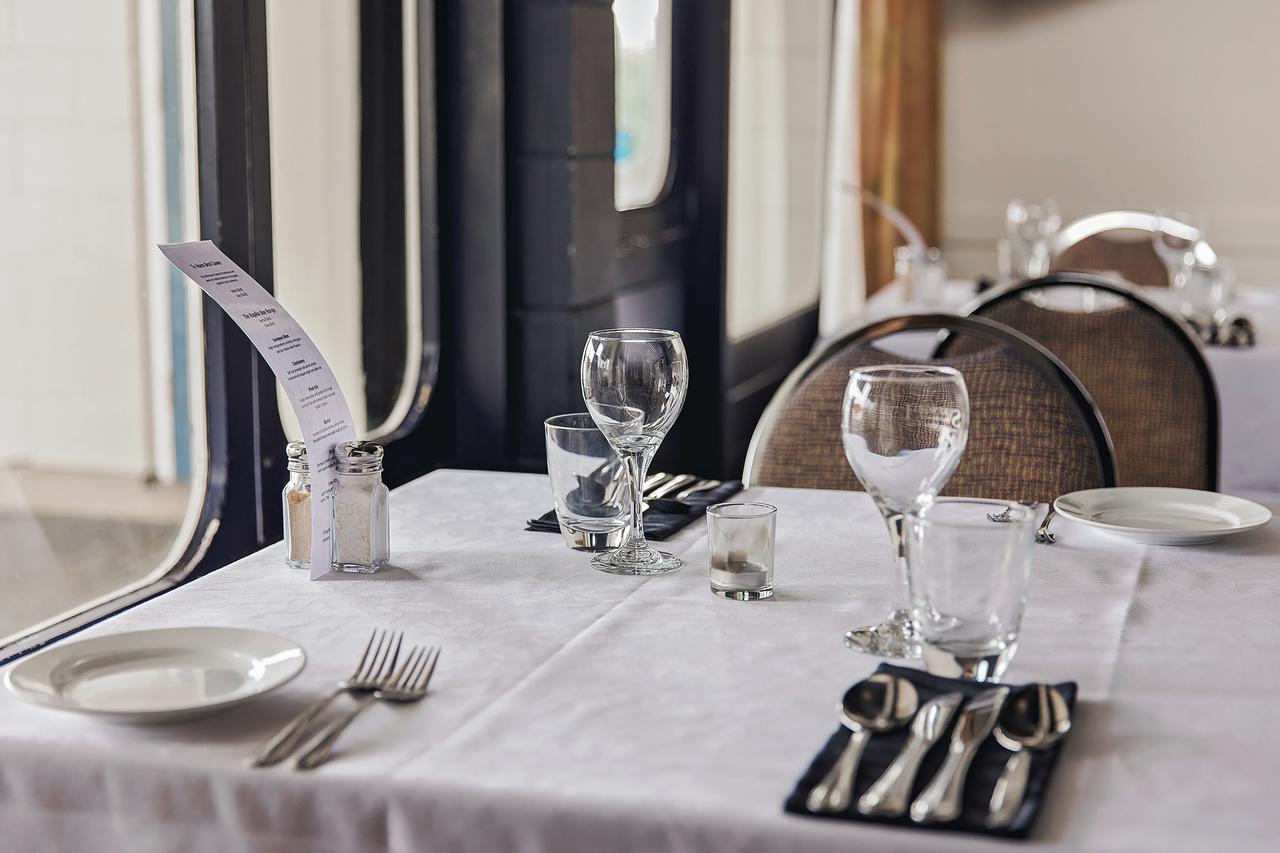 The Westport Hotel מראה חיצוני תמונה